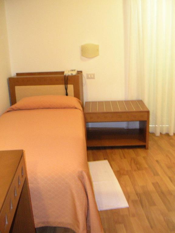 Hotel Escorial Cervia Zimmer foto